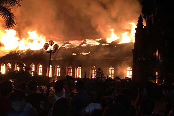 Nam Định: Cháy lớn nhà thờ hơn trăm tuổi